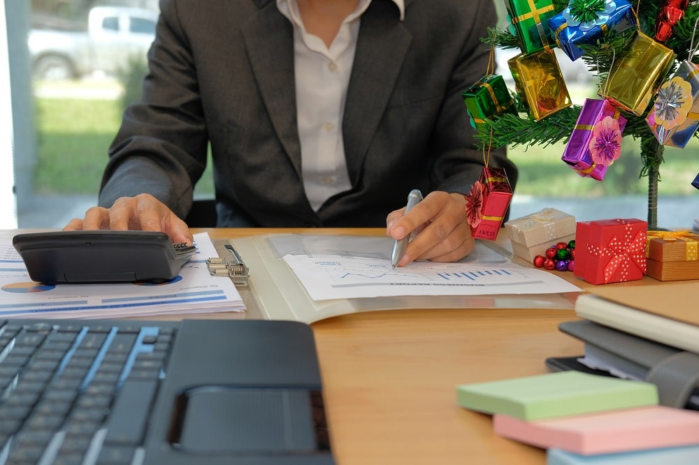 مبانی نظری طراحی سیاست‌های تشویقی