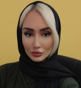 نیلوفر یمانی